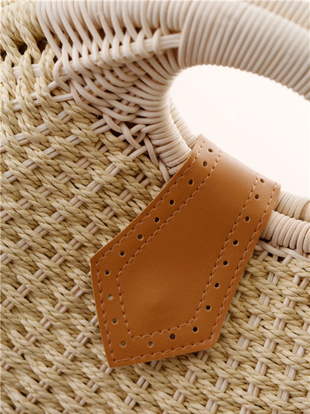 Braided Shell Tote Straw Bag