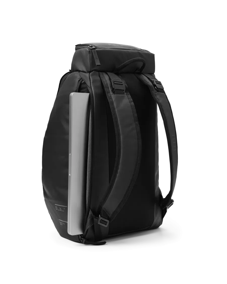 DB Journey Hugger Backpack 30L - Black Out