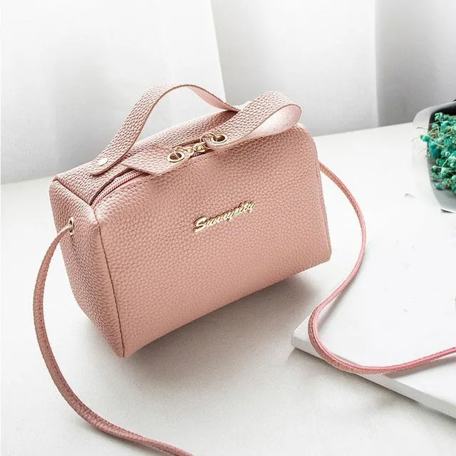 Decent Round Messenger Bag