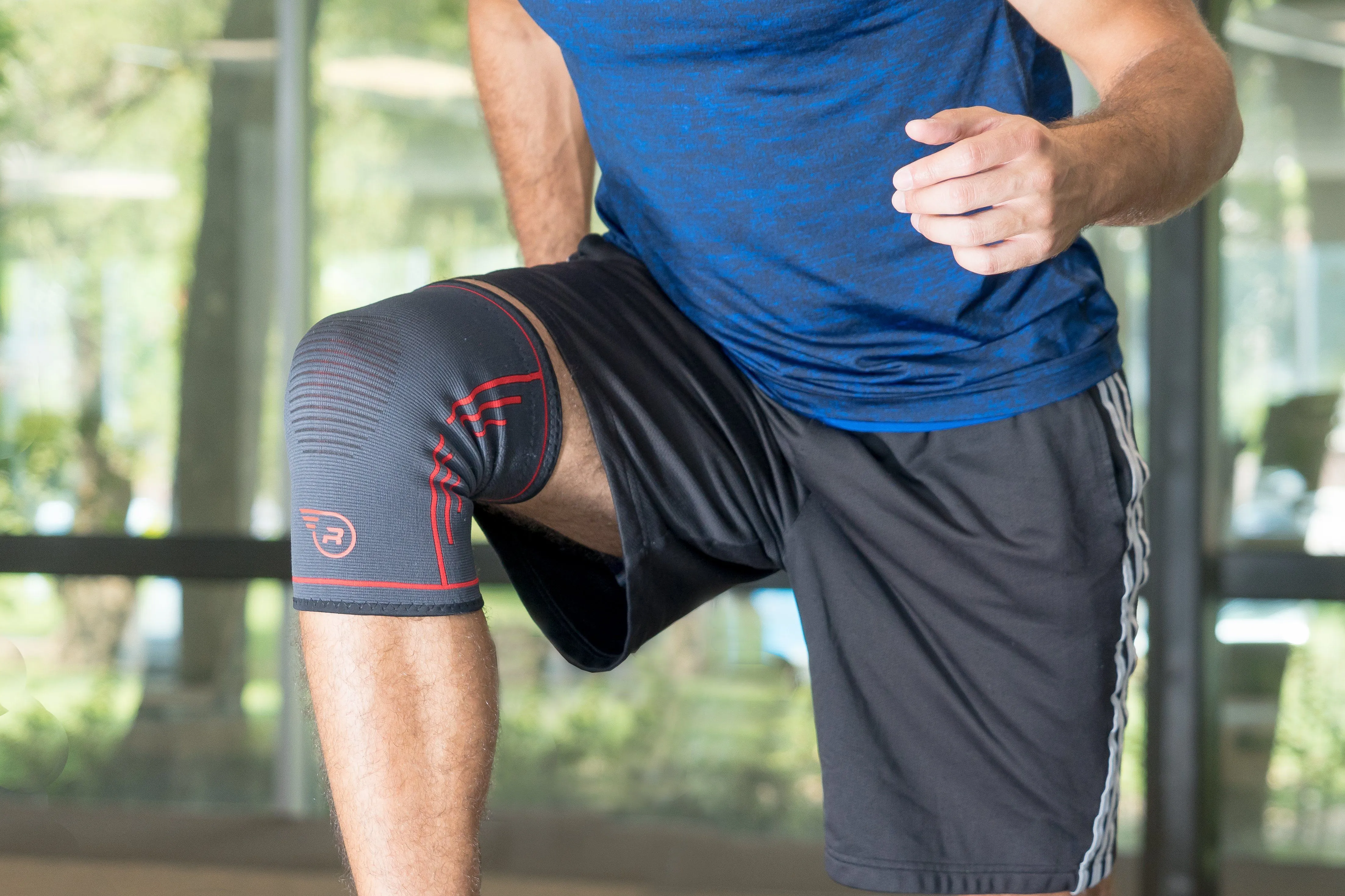 Knee Compression Sleeve (1 Sleeve)
