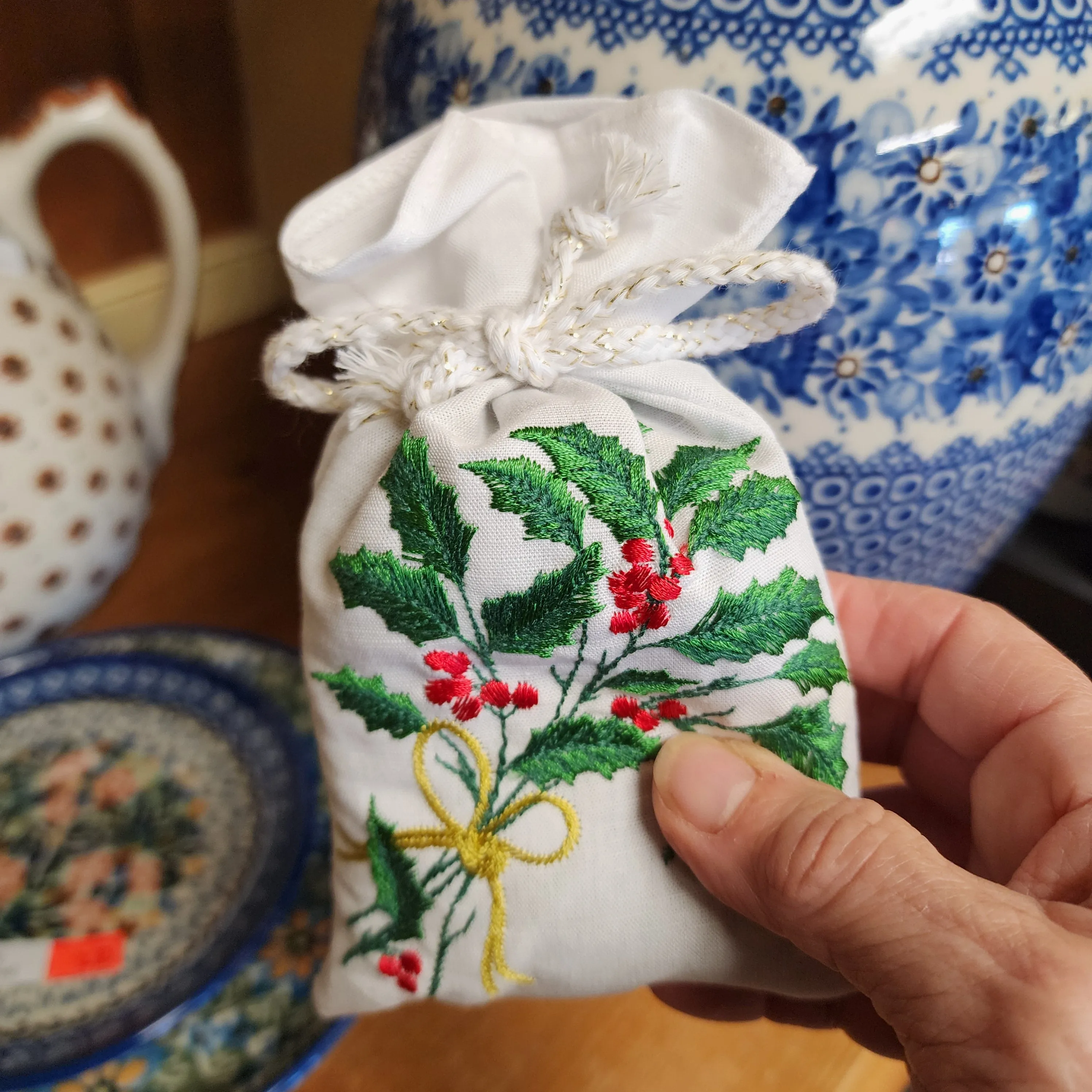 Lavender Sachet holly