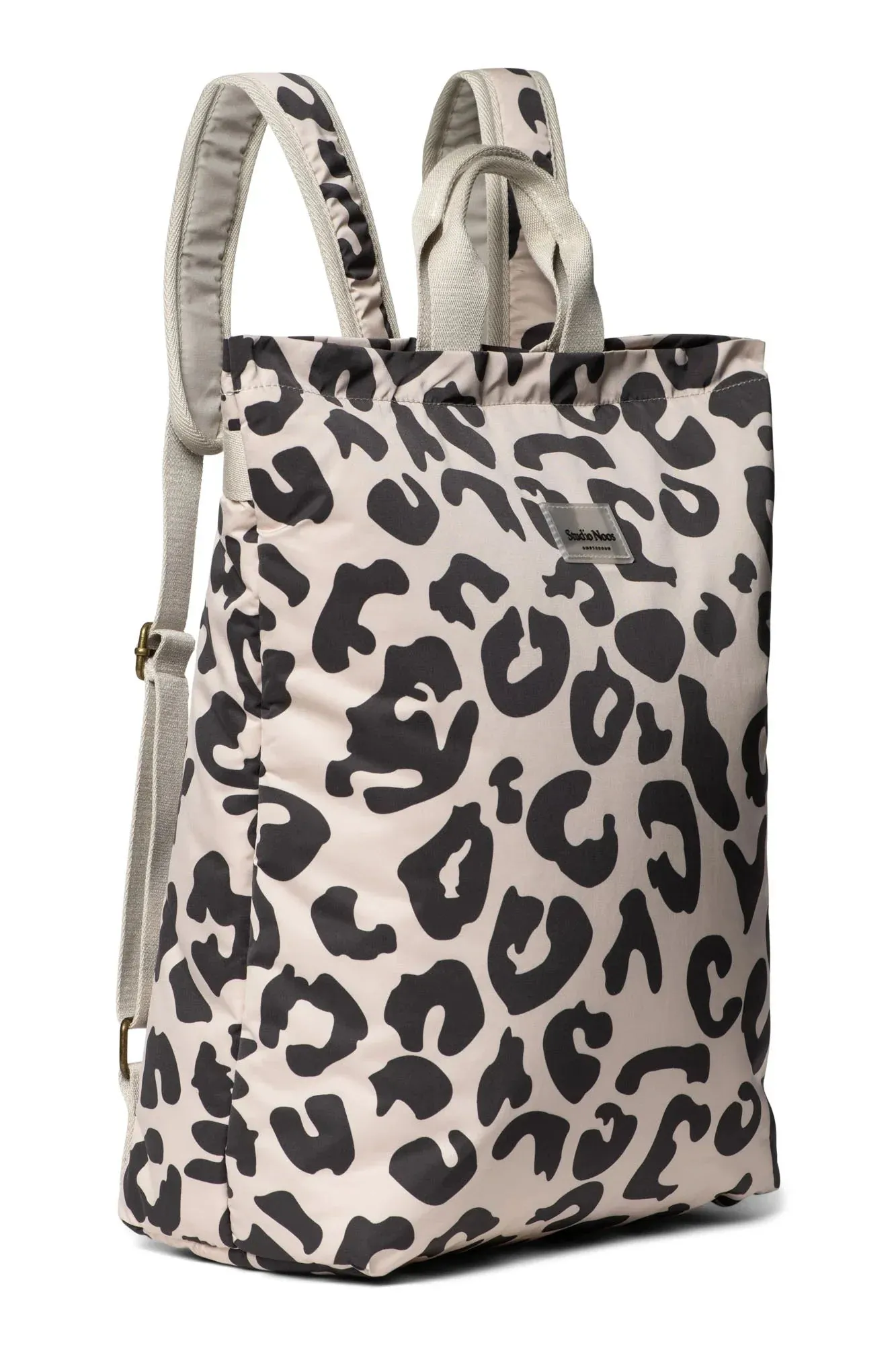 Studio Noos Puffy Backpack Adults | Holy Cow